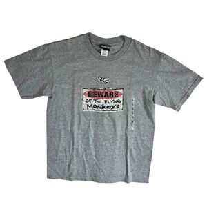 Hybrid Tees Beware Flying Monkeys Graphic Tee Size Large Gray‎ Made Honduras
